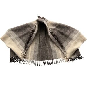Rusk & Finch New Zealand Pure New Wool Woven Natural Color Fringed Shrug Wrap OS
